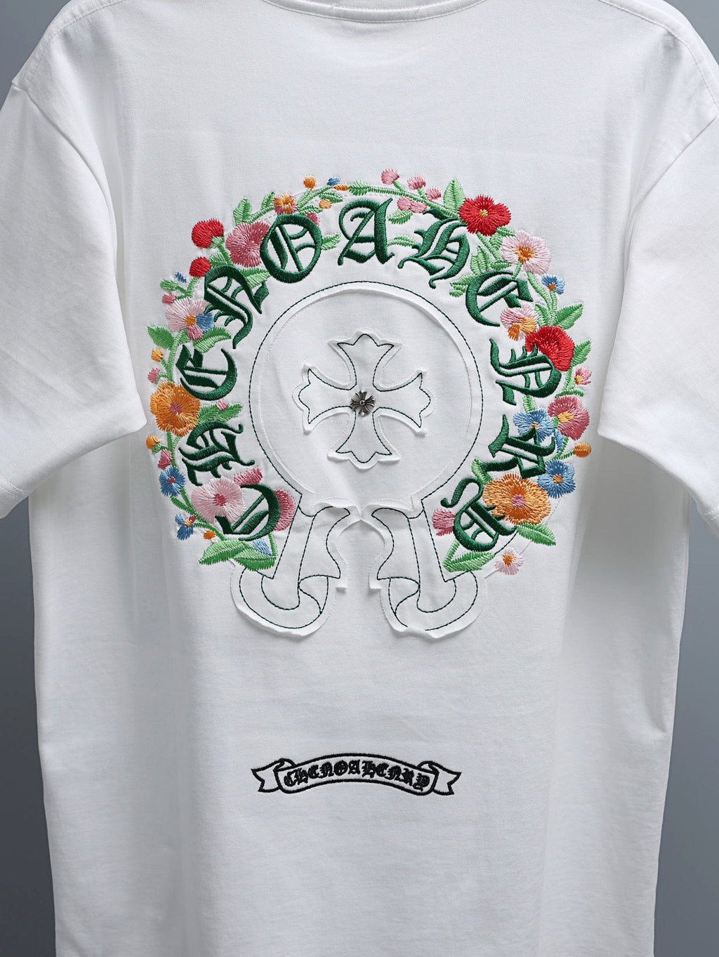 Chrome Hearts Floral Horseshoe Cross Graphic T-Shirt — detail