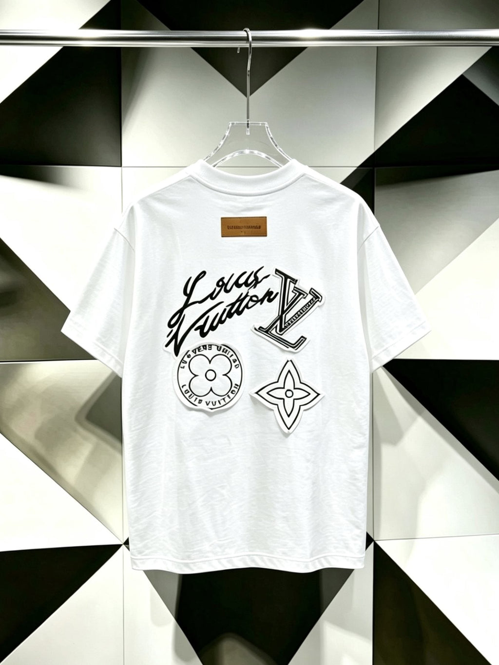 Louis Vuitton*LV Clover Patch Back Graphic T-Shirt — back