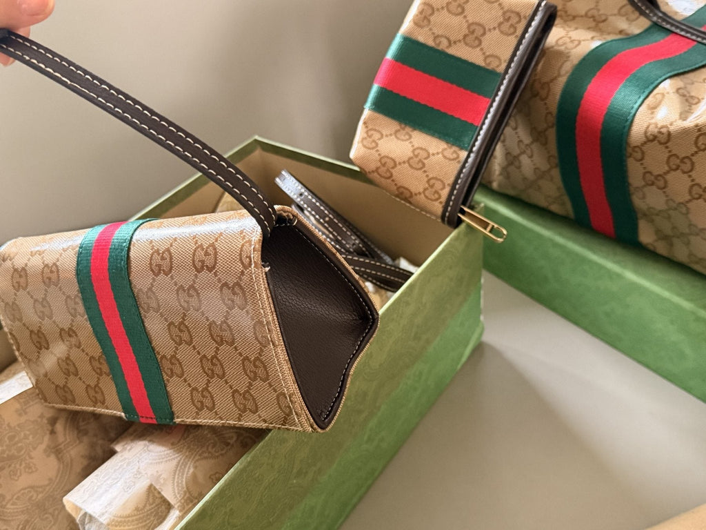 GG-Patterned Baguette Shoulder Bag with Striped Band — side