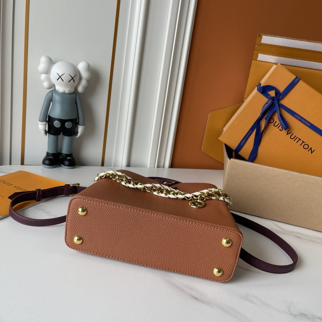 Louis Vuitton Capucines Daydream Floral Chain Handbag — detail