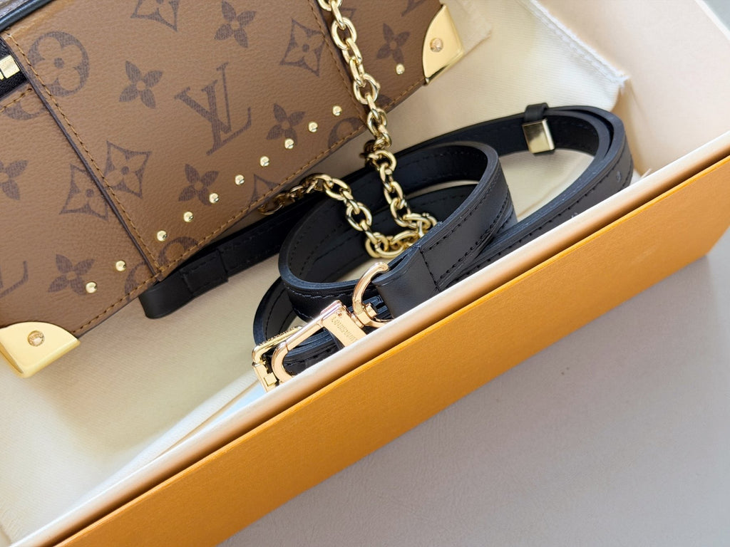 Louis Vuitton Vanity Monogram Trunk Bag — detail