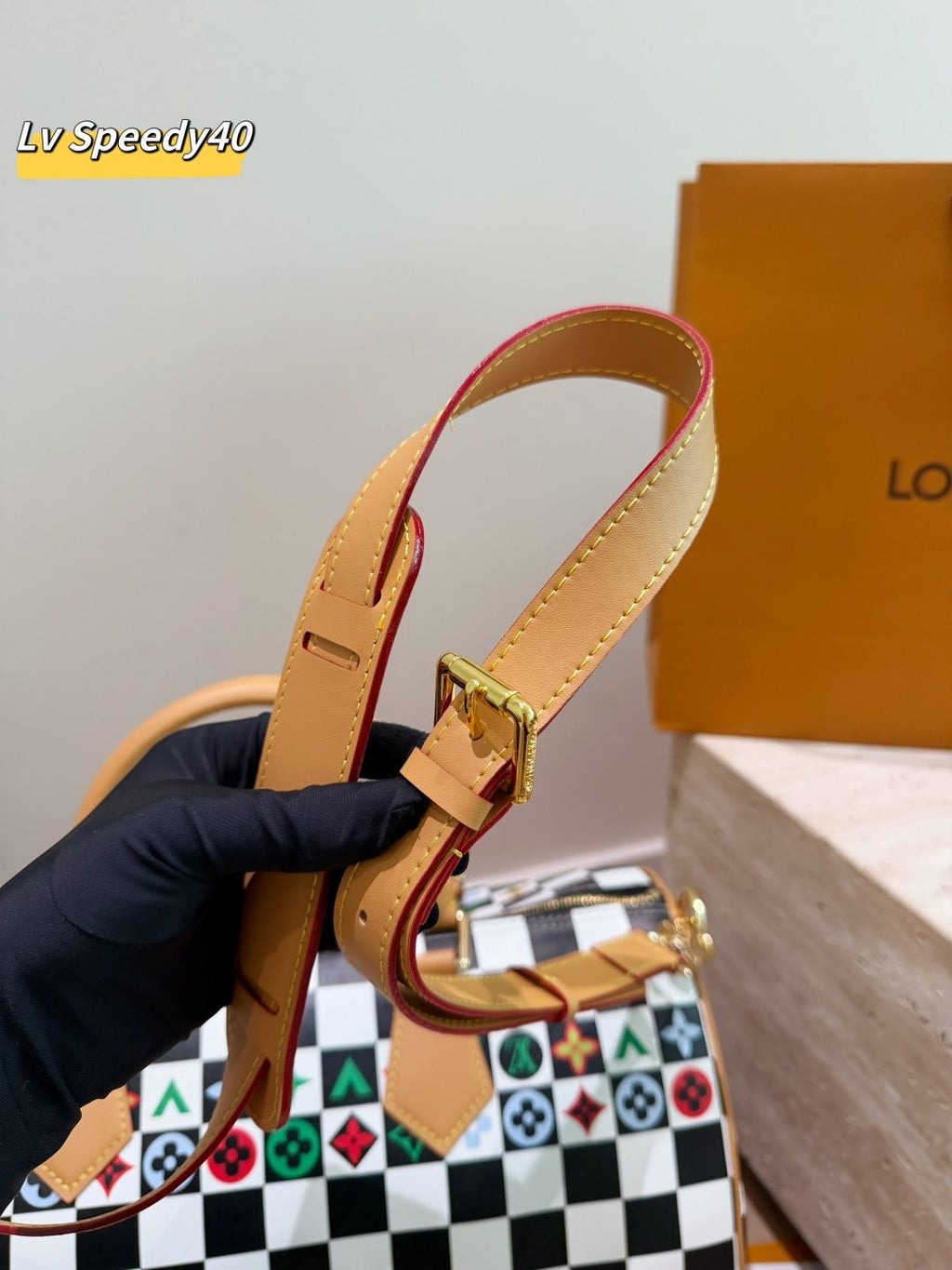 Louis Vuitton Speedy Bandoulière Zip-Top Satchel — detail
