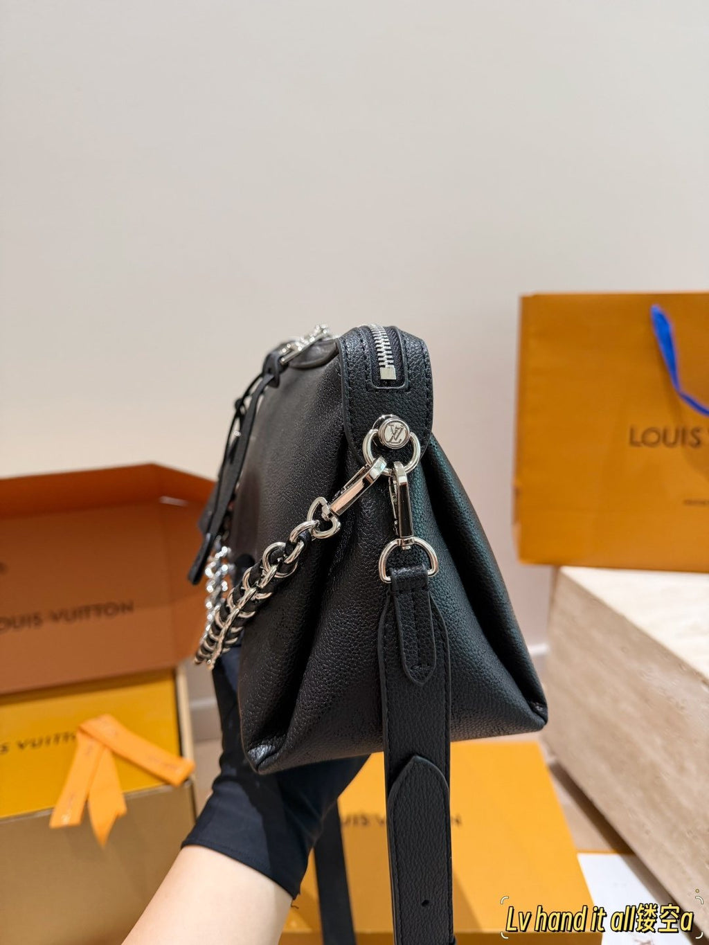 Louis Vuitton Mahina Chain-Detail Shoulder Bag — side