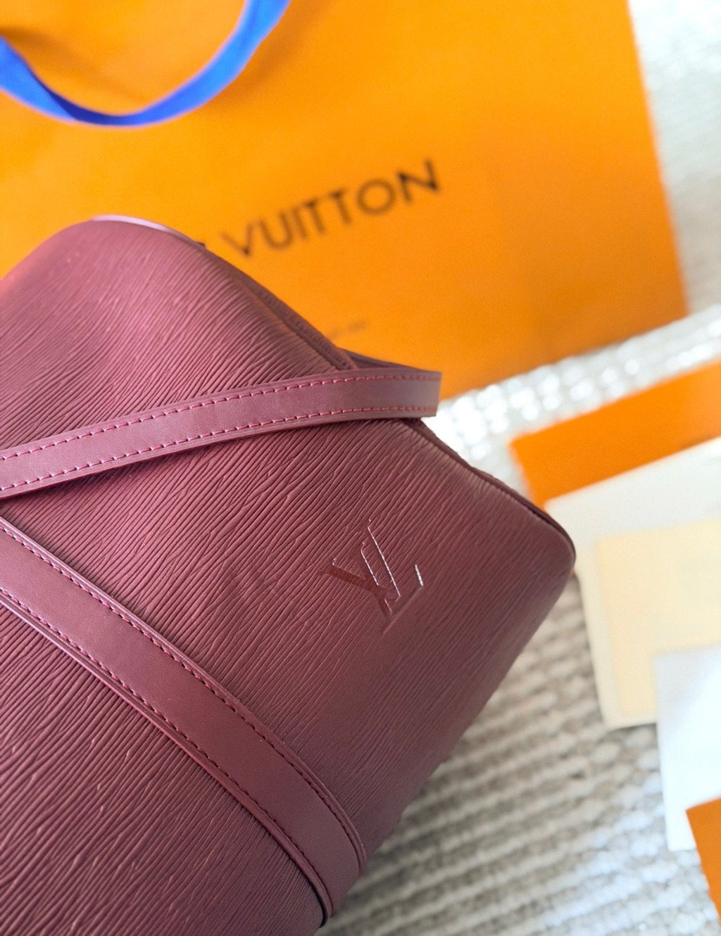 Louis Vuitton Keepall Burgundy Leather Travel Bag — detail
